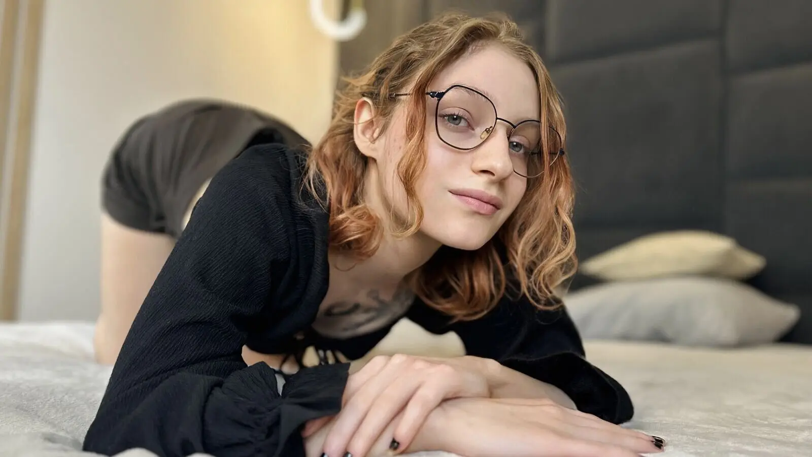 Enter RubyGibbs VIP Show