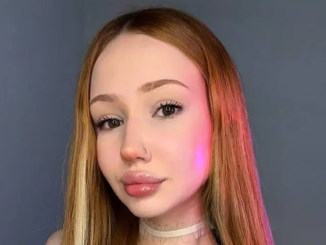 Enter ZoeFord VIP Show